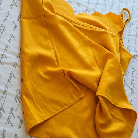 Mustard Gold Tank Top Petal Collar - Picture 5 of 10